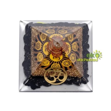 Orgonitová čakrová pyramída s čiernym turmalínom – ÓM