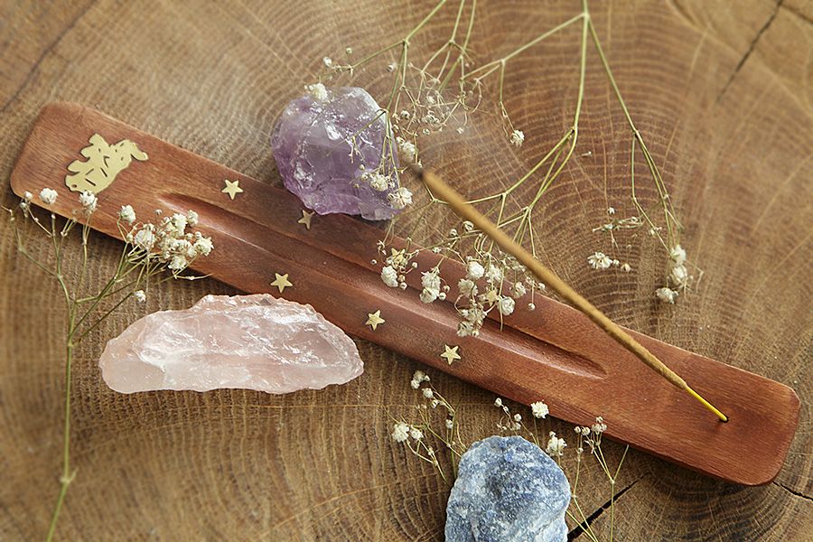 Drevený stojanček pre vonné tyčinky-SLON